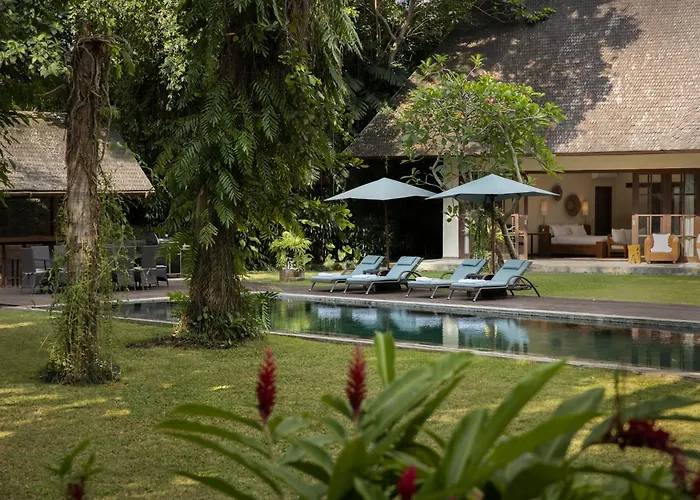Villa Tirtadari By Nakula Kerobokan 